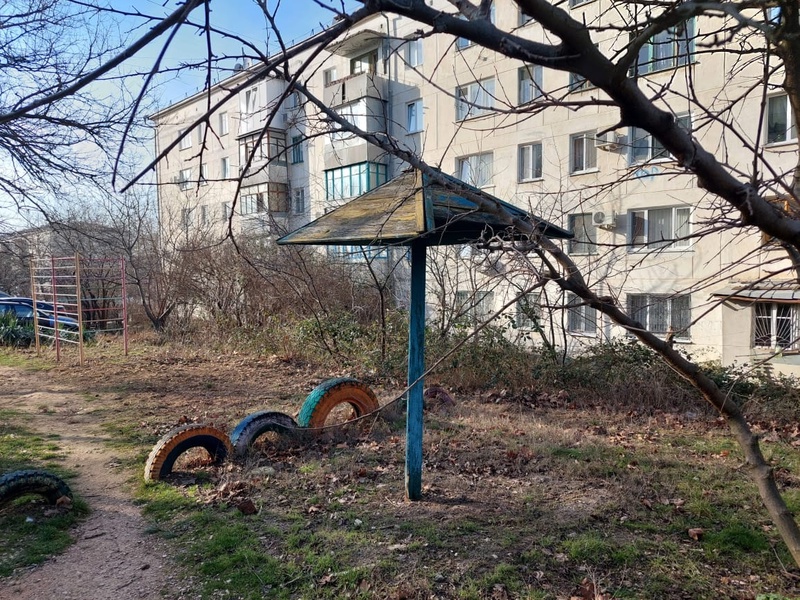 Нахимовцы продолжают тему проблемных площадок в Севастополе 