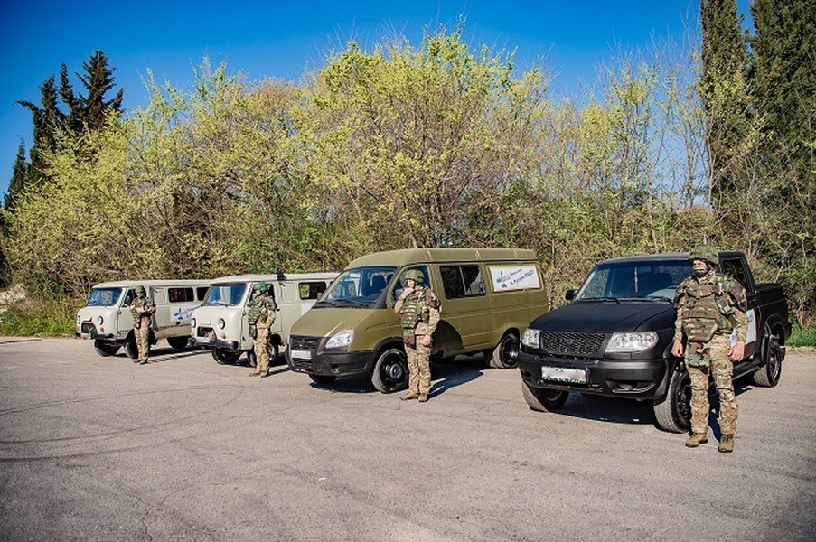 Подразделениям Черноморского флота переданы 4 автомобиля повышенной проходимости 