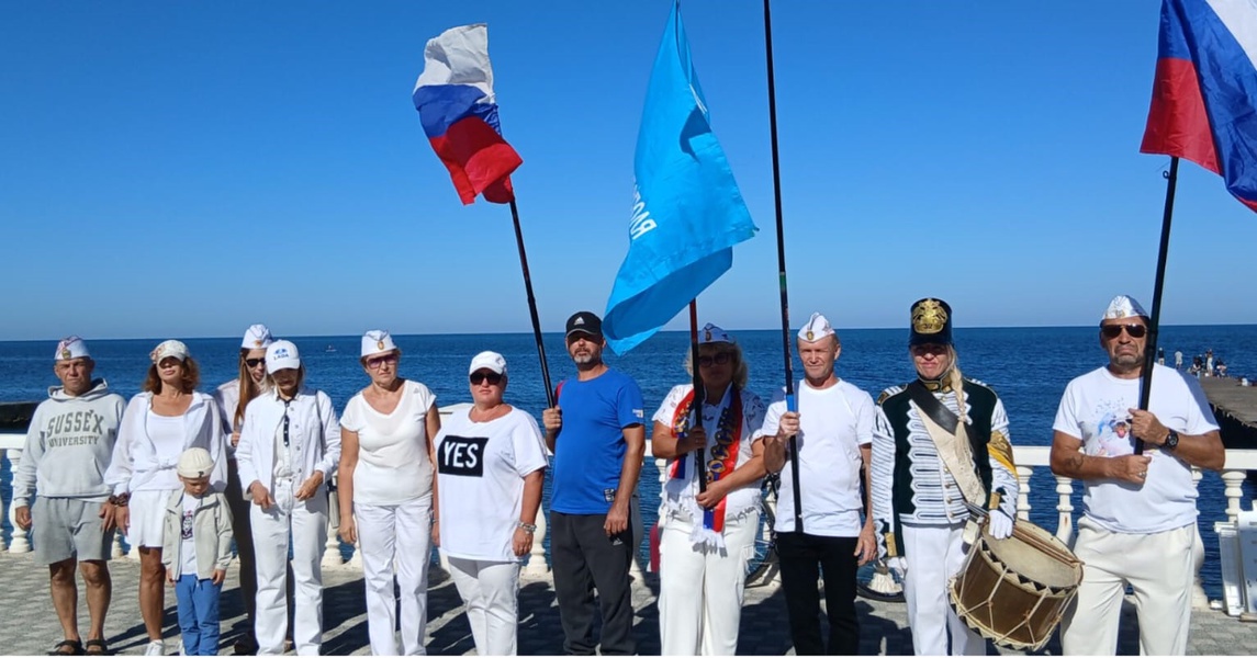 «Морские котики» в Севастополе провели заплыв в рамках ЗОЖ-проекта «Мне по силам» 
