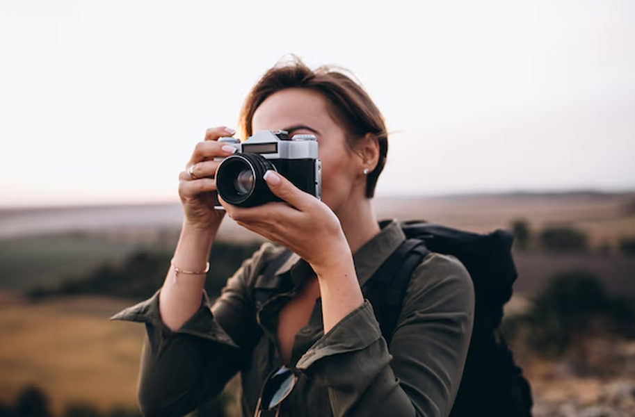 Илья Журавлев поздравляет с Днем фотографа 