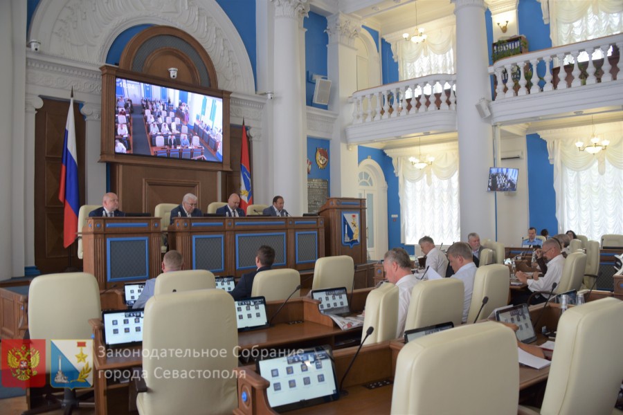 Депутаты обсудят социально важные вопросы на пленарном заседании 