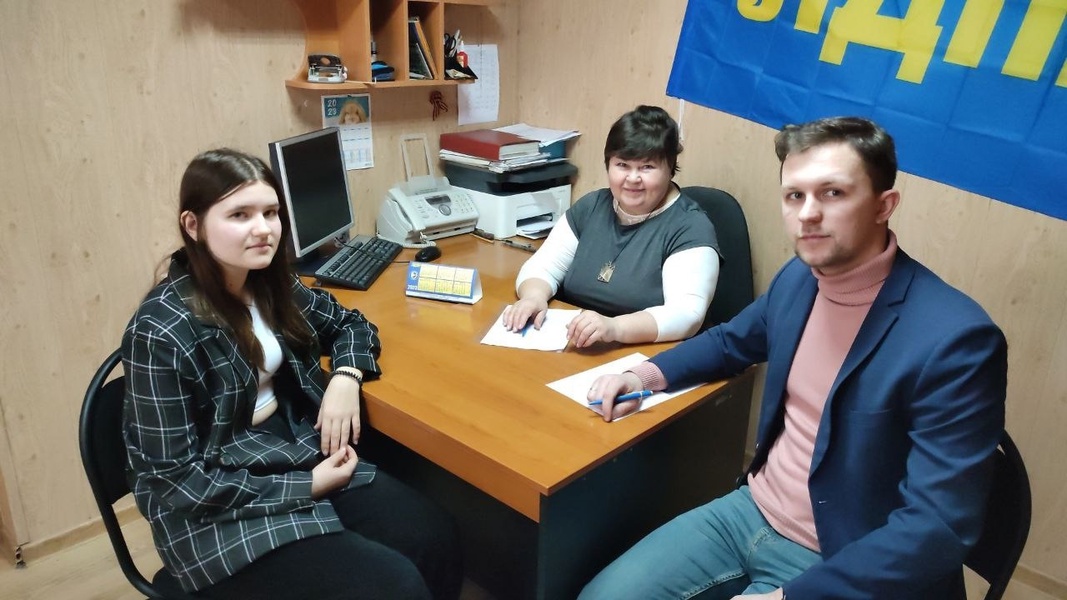 ЛДПР поздравила жительницу Починковского района Викторию Борисенкову
