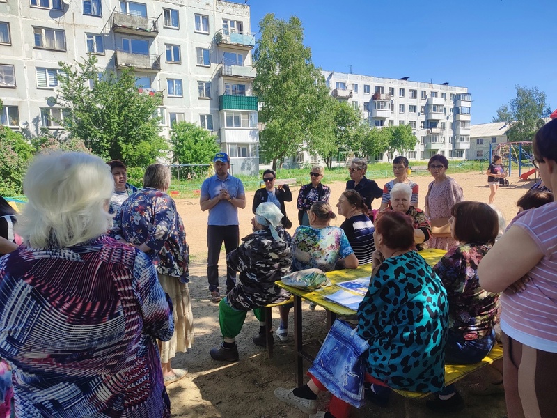 ЛДПР готова помогать жителям Починковского района в решении наболевших вопросов