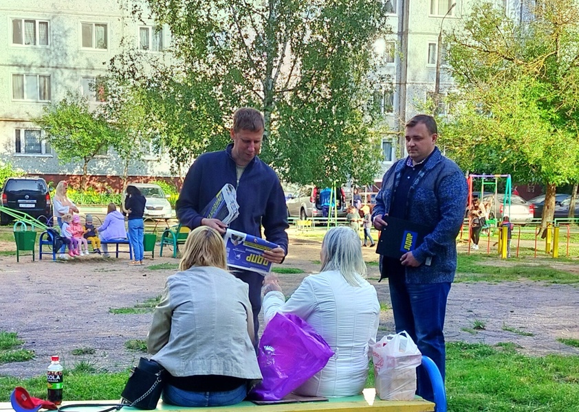 ЛДПР в Смоленске продолжает работать по обращениям граждан