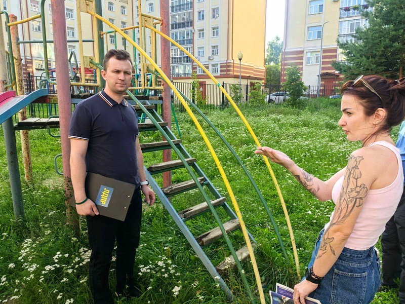 Скажи правду ЛДПР: смоленские партийцы опросили жителей ул. Твардовского