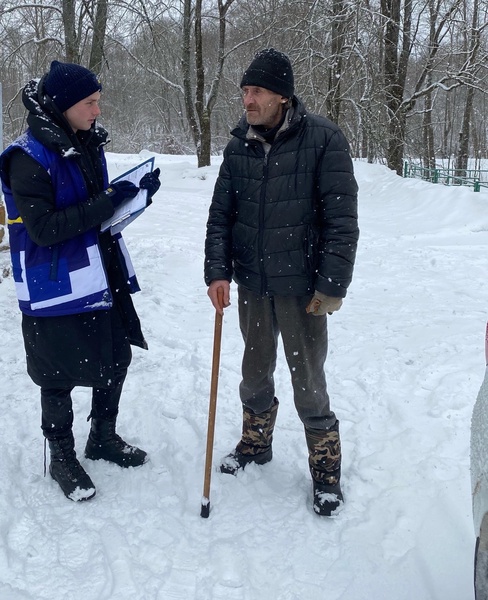 В Смоленском районе партийцы проводят опрос "Скажи правду Слуцкому"