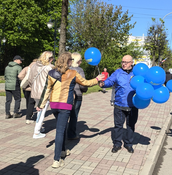 ЛДПР поздравила смолян с 80-летием Великой Победы