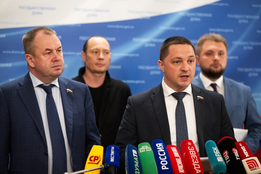 ЛДПР поддерживает ужесточение наказания за осквернение воинских захоронений
