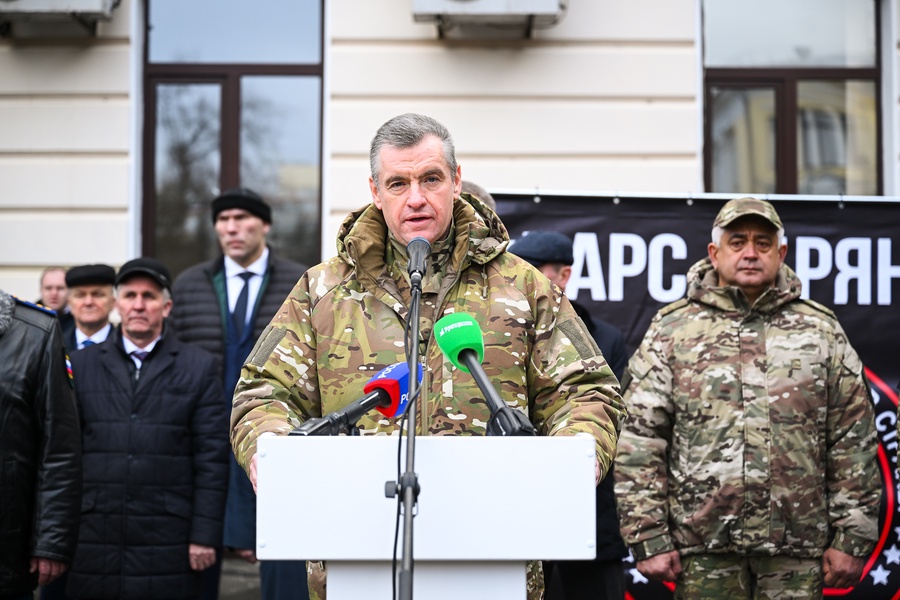 ЛДПР снаряжает добровольцев «БАРС-Брянск» для выполнения боевых задач