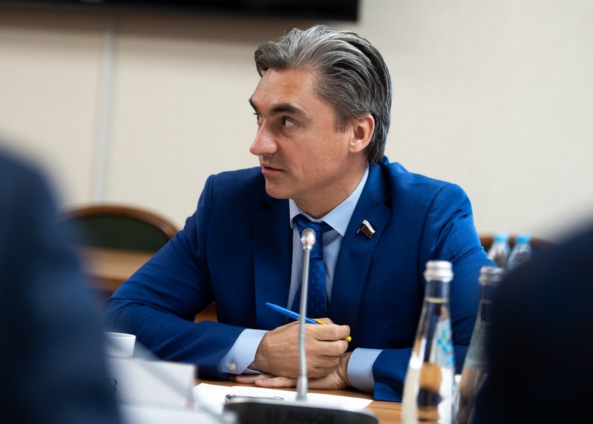 Спрятать алкоголь от глаз: депутат предлагает ограничить его видимость в магазинах
