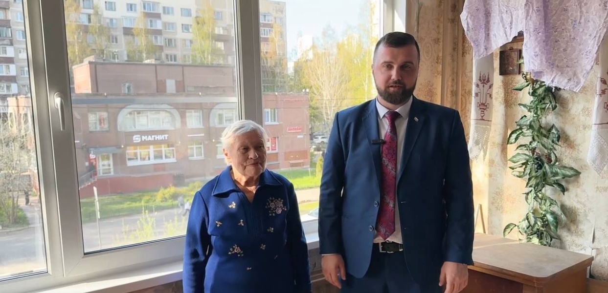 ЛДПР помогла петербурженке заменить окна 