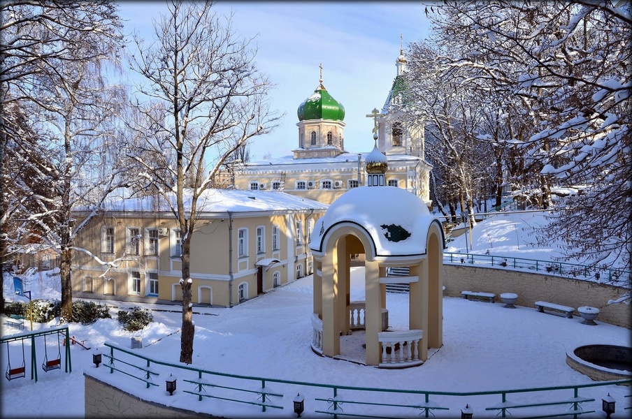 Ставропольское региональное отделение ЛДПР поздравляет с Рождеством Христовым!