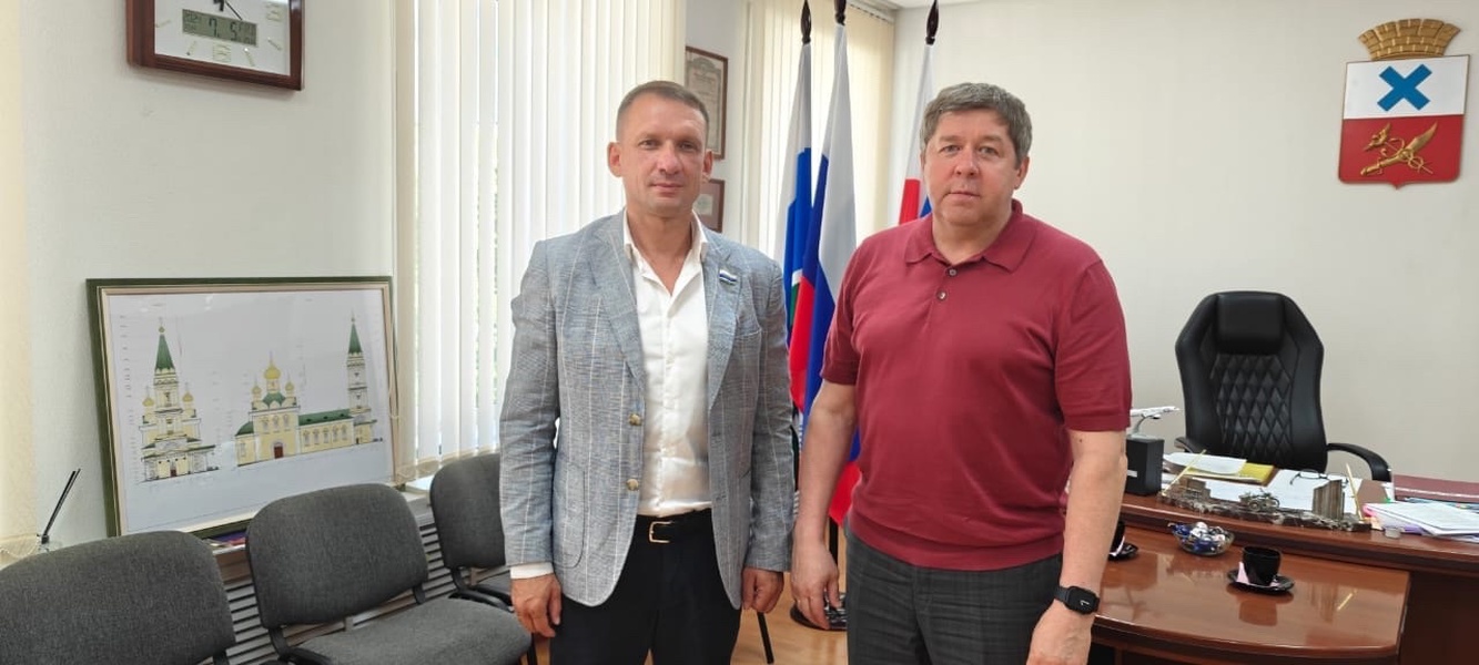 Депутат Александр Каптюг встретился с главой Ирбита