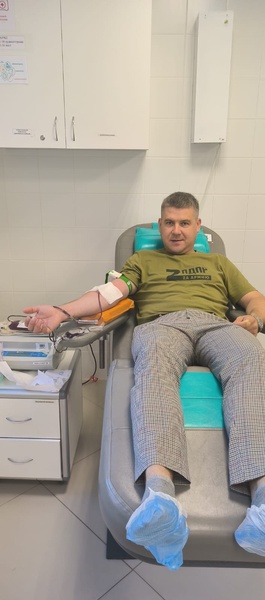 Представитель ЛДПР в Екатеринбурге сдал кровь для Областной детской больницы