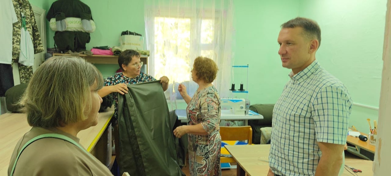 Александр Каптюг провел встречу с руководителем волонтерского центра «Березка»
