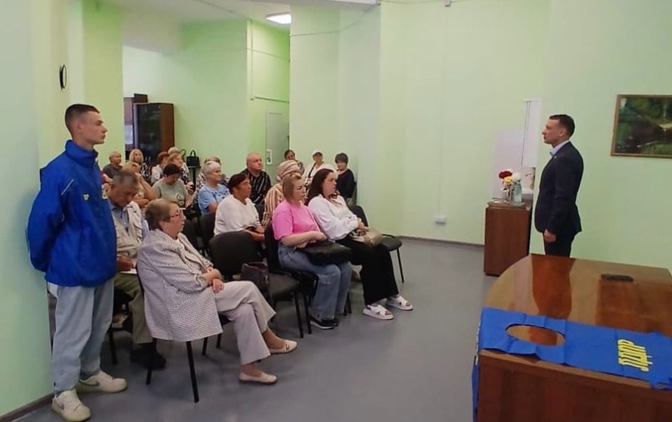 Александр Каптюг посетил Совет ветеранов «Серовского механического завода»