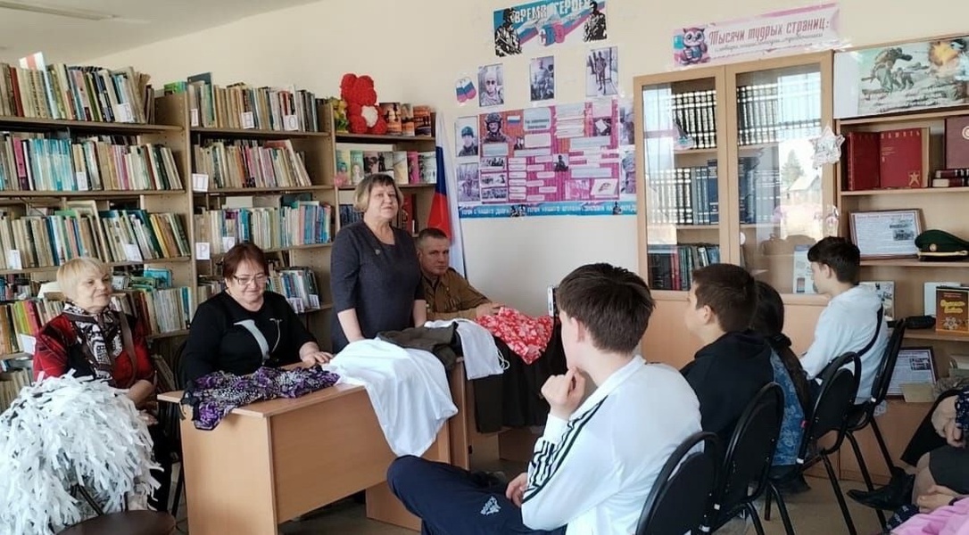 Партийцы Красноуфимоского района провели лекцию, посвященную помощи участникам СВО