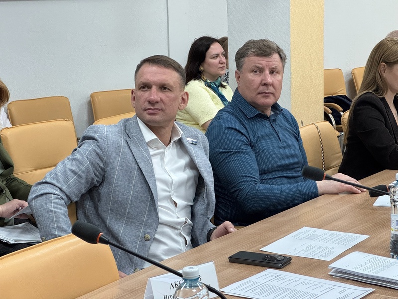 Александр Каптюг посетил технопарк высоких технологий Свердловской области «Университетский»