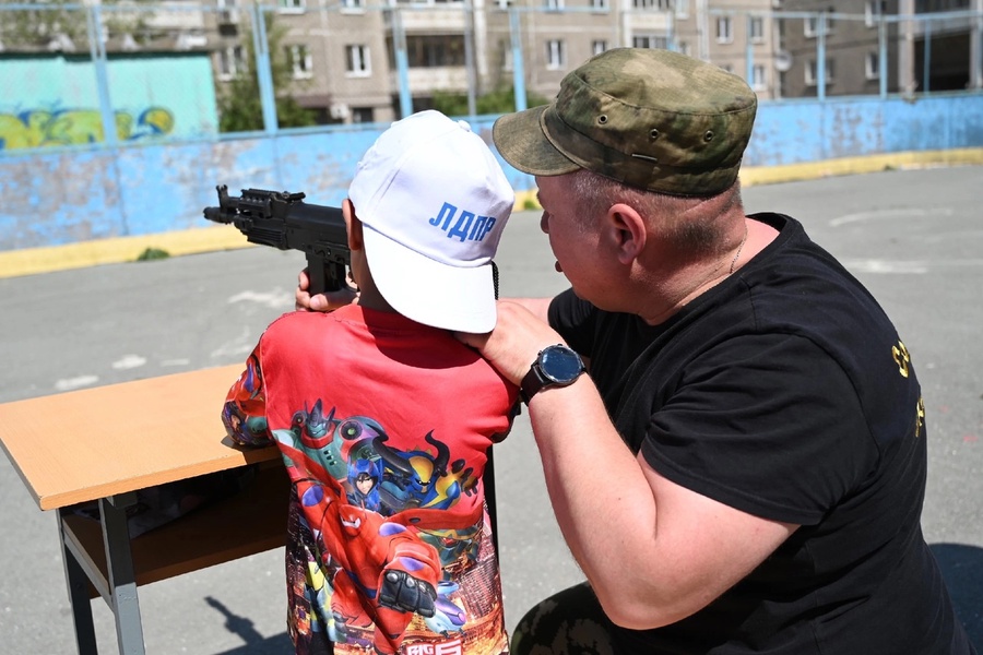 В Нижнем Тагиле прошел яркий праздник для детей при поддержке ЛДПР