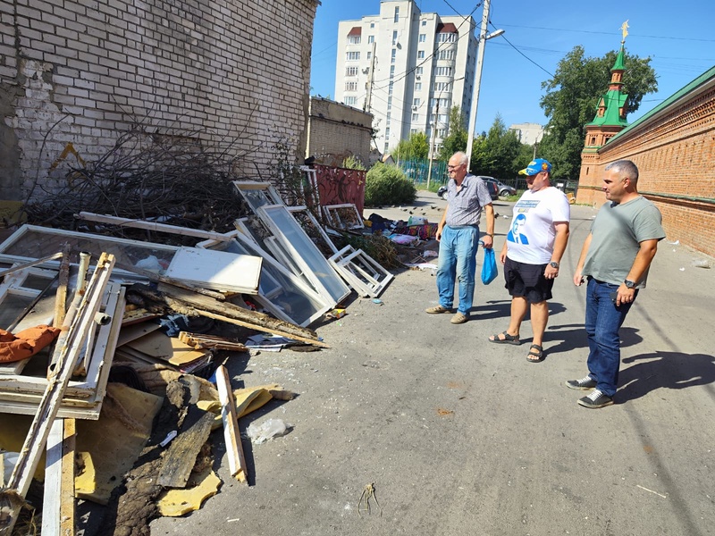 Экорейд ЛДПР выявил несколько свалок в Тамбове и Мичуринске