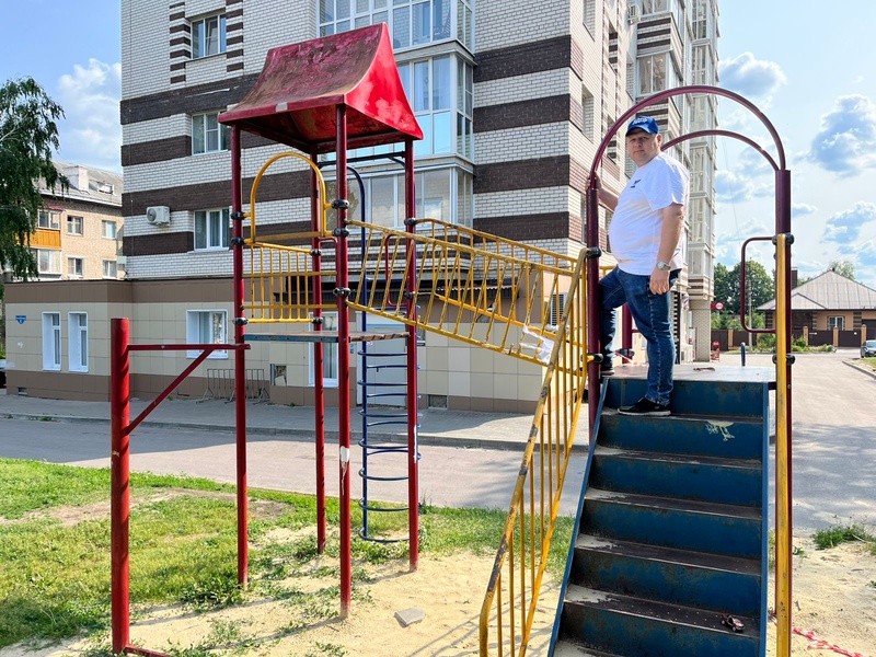 Детские площадки Тамбова должны быть безопасными, уверены в ЛДПР