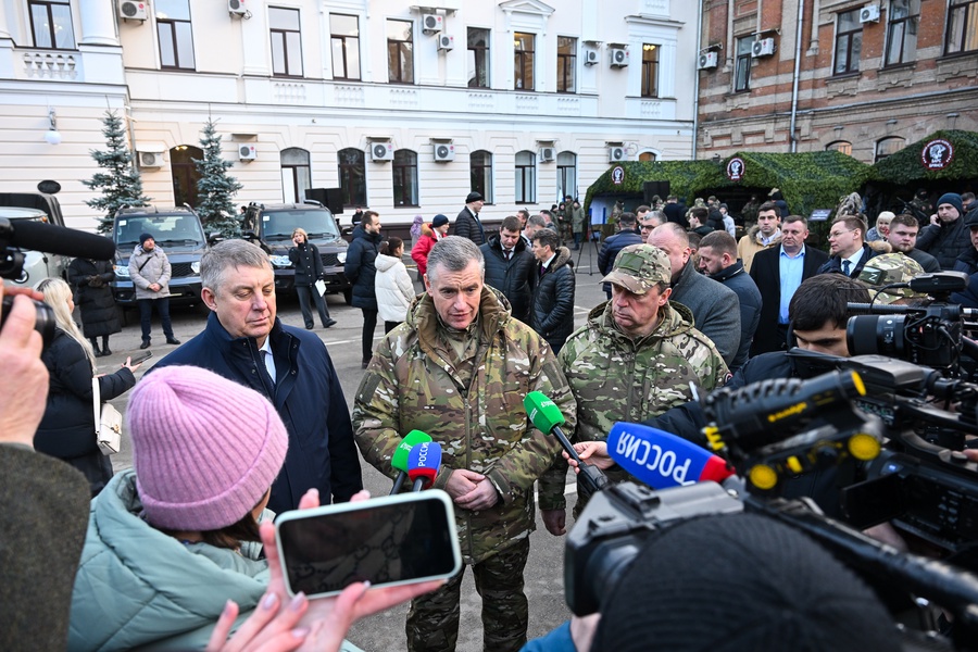 Леонид Слуцкий отправил добровольцев отряда «БАРС-Брянск» в места выполнения боевых задач