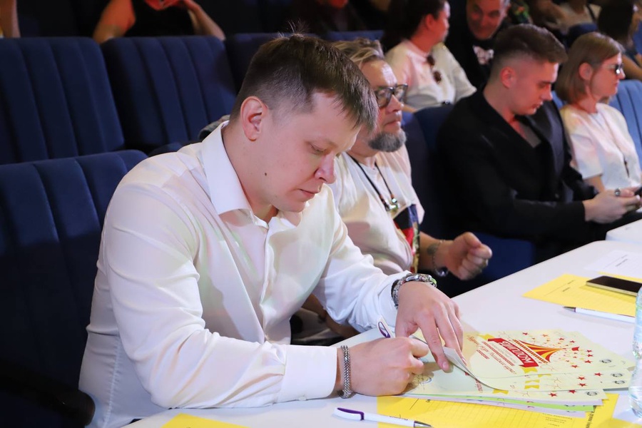 Александр Маринков — на фестивале юных цирковых талантов