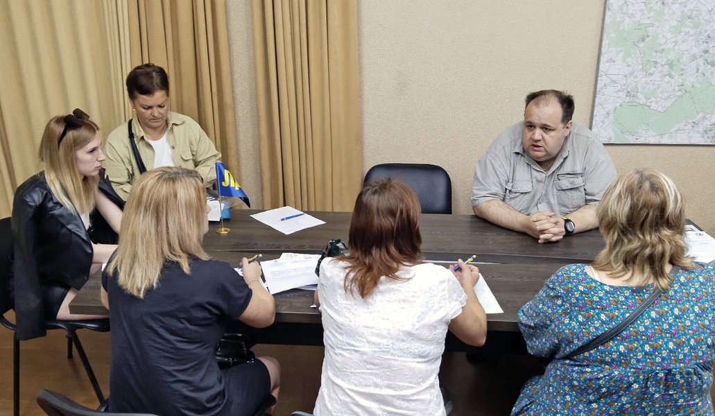 В Центре правовой поддержки ЛДПР состоялась встреча с родственниками бойцов СВО