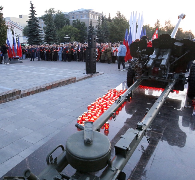 Поминальная свеча – символ памяти нашего сердца