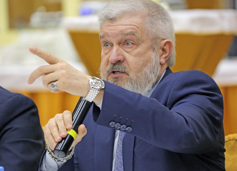 Балберов: еще раз говорю — остановите полностью приток мигрантов в Россию!