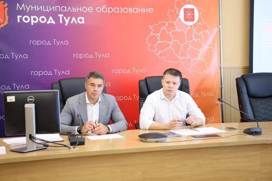 Александр Маринков провел заседание комиссии гордумы