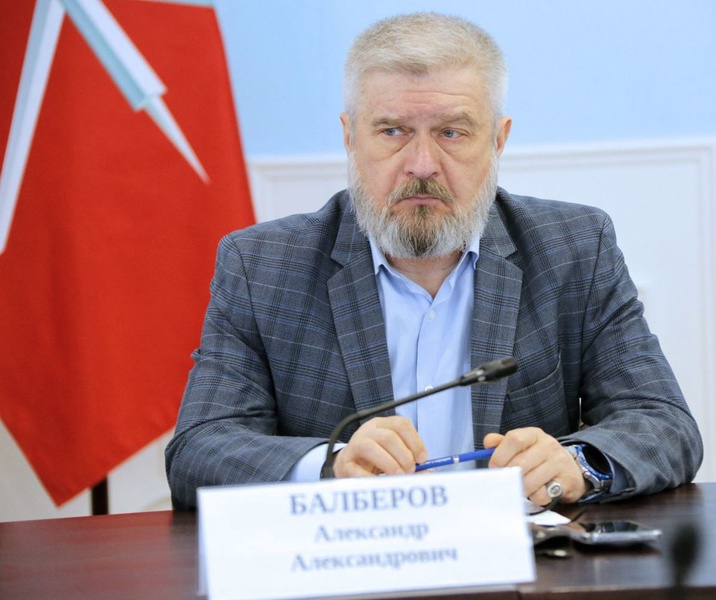 Александр Балберов предложил назвать закон о русском языке именем Жириновского