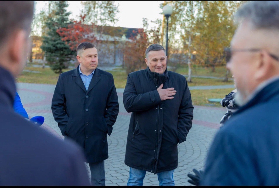 ЛДПР поддерживает инициативные группы тюменцев