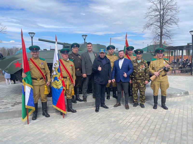 Сохранение памяти героев – важная задача всего поколения, - считают в ЛДПР