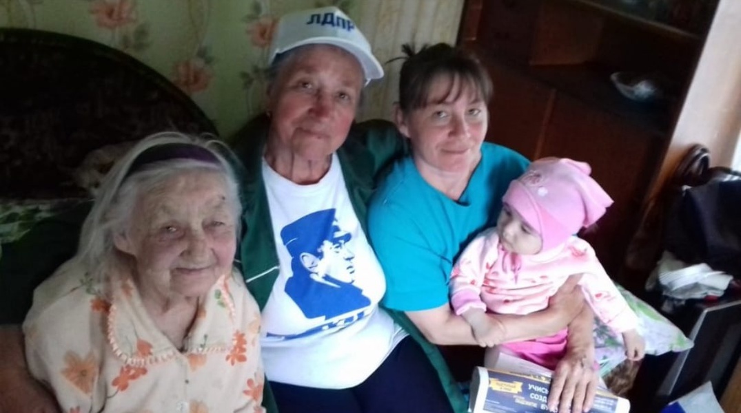 Акция «Грядка ЛДПР» продолжается в Сорокинском районе