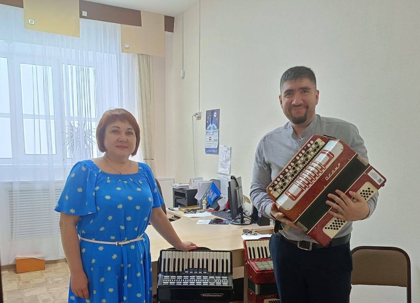 Депутат ЛДПР поздравил Ишимцев с Днем города 