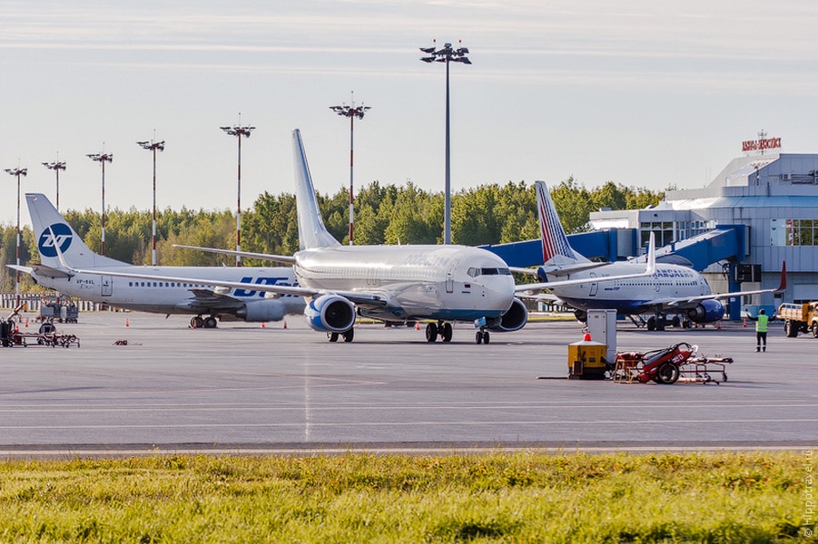 Аэропорт ханты мансийск фото