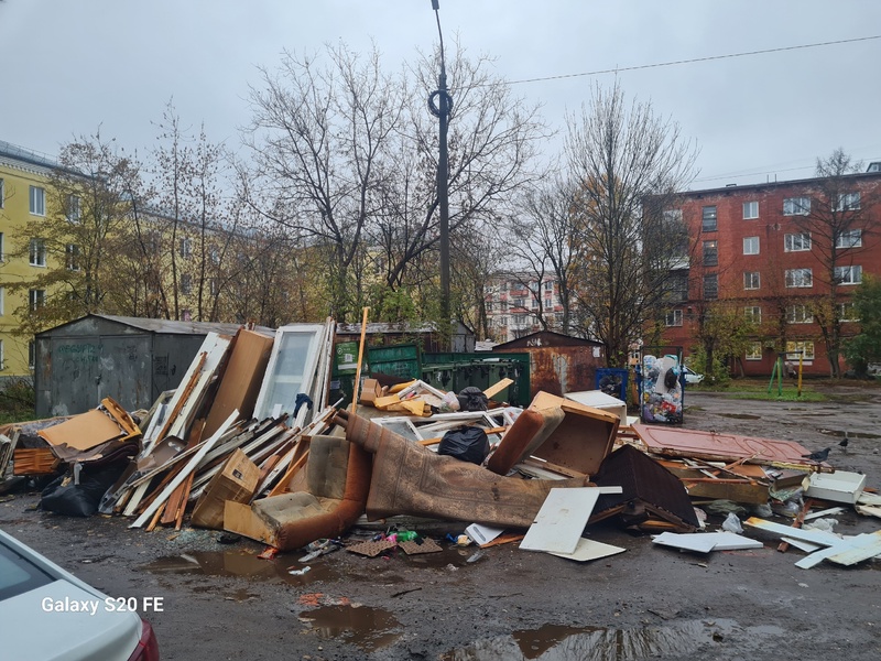 В Твери жители Пролетарки жалуются на несвоевременный вывоз мусора