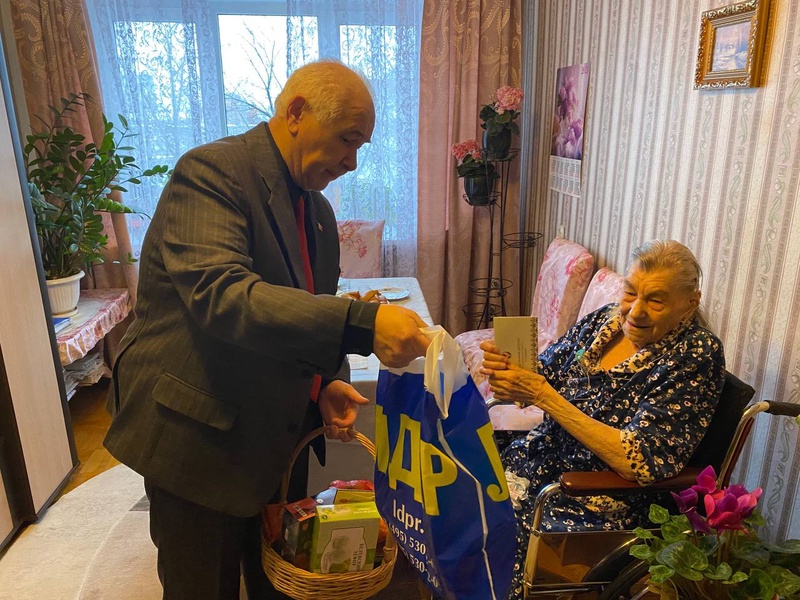 Региональное отделение поздравляет Клавдию Семеновну со 102 Днем Рождения!
