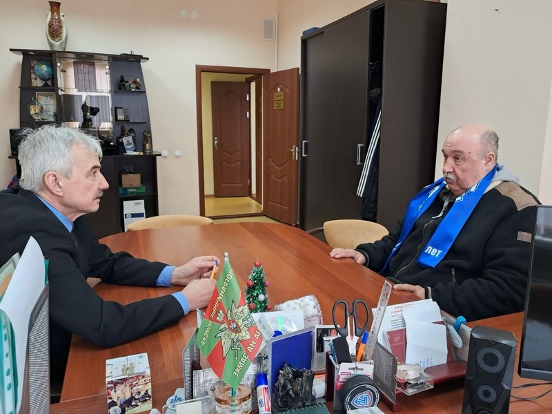 Александр Мещангин провел прием граждан по личным вопросам в пгт. Игрим Березовского района