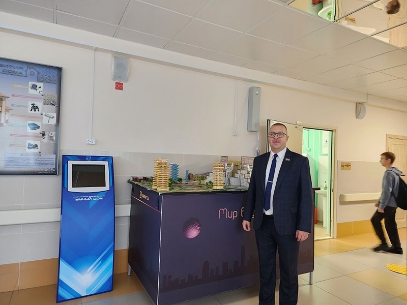 Температурный режим для школьников. Можно ли идти в школу в 30. Можно ли идти в школу в 30. При какой температуре дети не ходят в школу. При какой температуре отменяются уроки в школе.