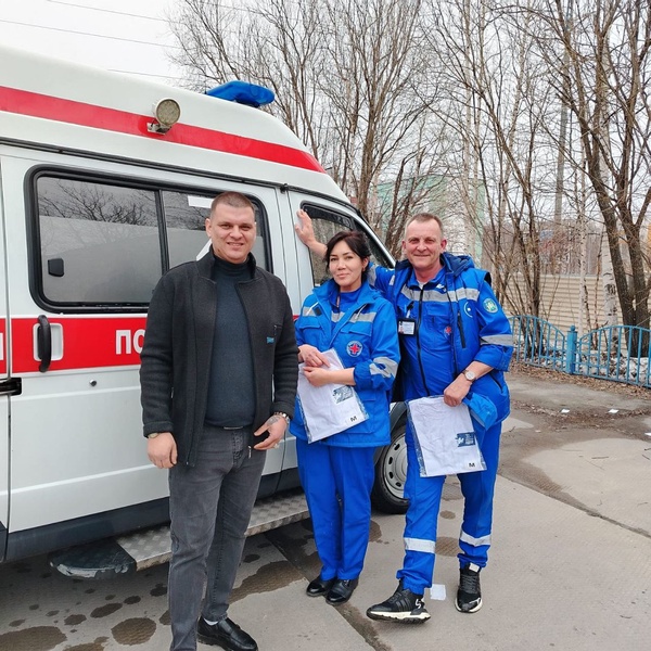 Актив ЛДПР поздравил тех, кто выполняет миссию по спасению жизней югорчан