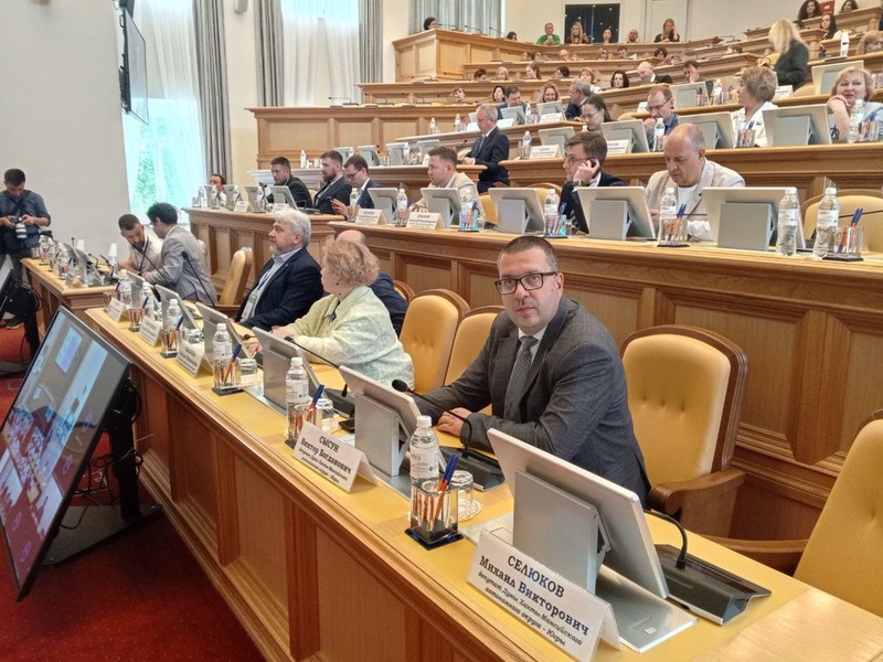 Депутат Думы Югры Сысун рассказал о важности заявления лидера ЛДПР по случаю Дня пожилого человека