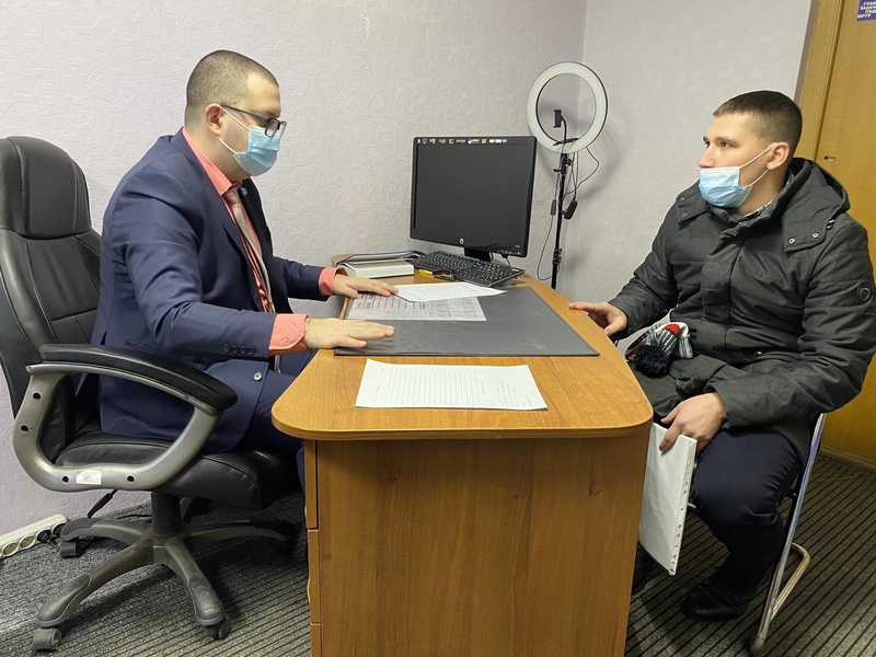 Депутат Виктор Сысун в городе Сургуте провел прием граждан по личным вопросам 