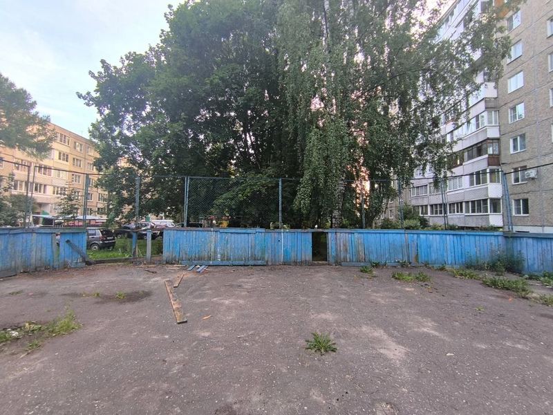 ЛДПР проводит мониторинг дворовых территорий 