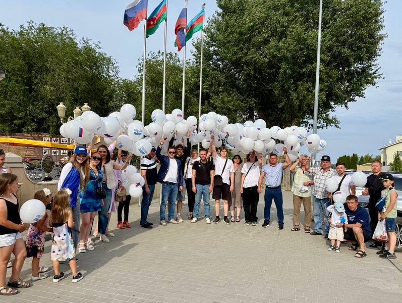 Коллектив Волгоградского регионального отделения ЛДПР на праздничном концерте в честь празднования Дня России