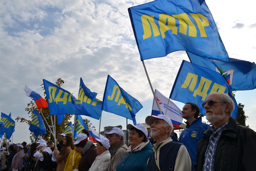 Воронежские партийцы поздравили жителей Донбасса, Херсонщины и Запорожья с возвращением домой