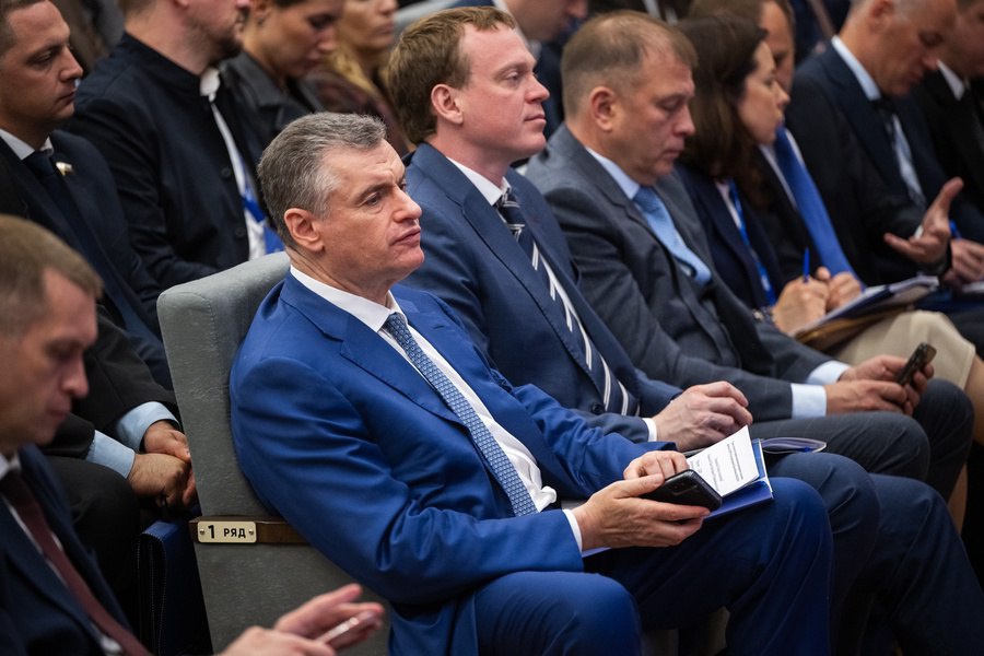 ЛДПР предлагает создать в школах профильные медицинские классы