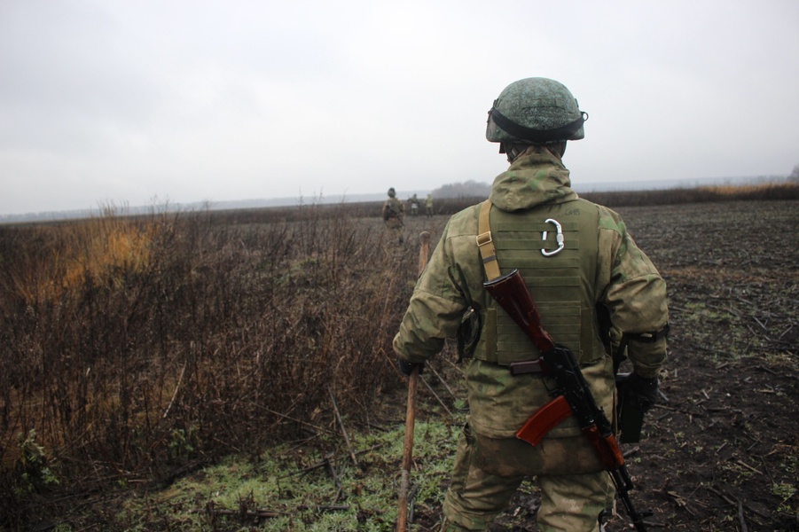 Гаврил Парахин: Военкоров необходимо обеспечить статусом ветеранов военной журналистики