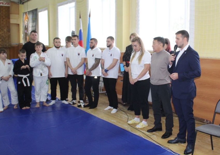 Илья Гудошник открыл первенство Нерюнгри по джиу-джитсу